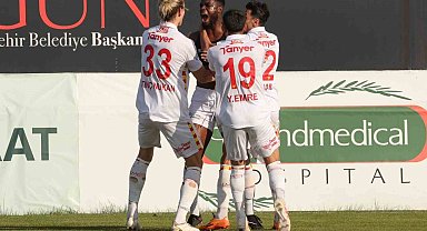 Göztepe'de beklenen ayrılık gerçekleşti