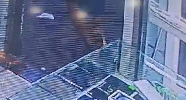 İstanbul'da "Binbir Surat" lakaplı telefon hırsızı yakalandı
