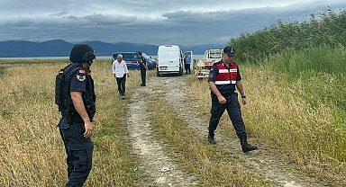 İznik Gölü'nde top mermisi bulundu
