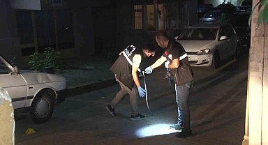 Kadıköy'de silahlı ve bıçaklı kavga: 2 yaralı
