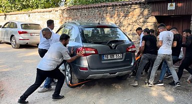 Kira yüzünden mülk ve işletme sahibi kavga etti, müşteriler saatlerce mahsur kaldı