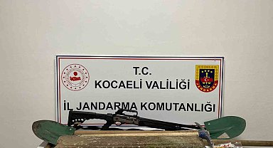 Kocaeli'de Roma dönemine ait lahit parçası ele geçirildi