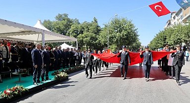 Konya'da 30 Ağustos Zafer Bayramı kutlandı