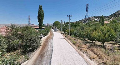 Korkuteli Varsak Yaylası 18 yıl sonra asfalta kavuştu