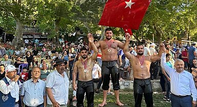 Köyceğizli güreşçiler Kavaklıdere'de iki birincilik elde etti