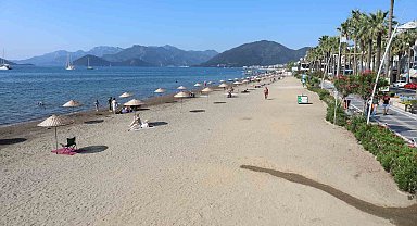 Marmaris Halk Plajı'na vatandaşlardan tam not