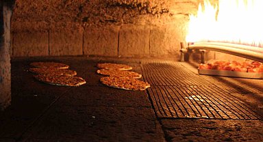Online yemek siparişlerinde en çok lahmacun tercih edildi