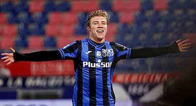 Rasmus Hojlund, Manchester United'a imzayı attı
