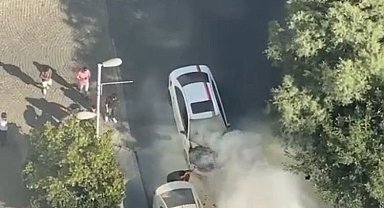 Seyir halindeki araç alev aldı, vatandaşlar müdahale etti