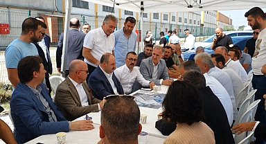 Varank, İnegöl OSB'deki yangından etkilenen esnafla bir araya geldi