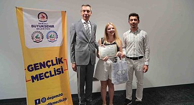 Yabancı dil eğitimini tamamlayan 50 genç sertifikalarını aldı