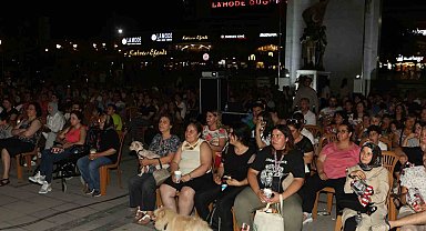 Yenimahalle'de sinema keyfi sürüyor