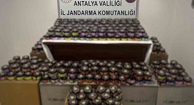 104 bin 400 adet bandrolsüz boş makaron ele geçirildi