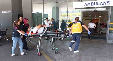 2 işçi çalıştıkları binadan düştü