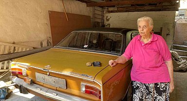 53 yıllık aracı ilk sahibinden orijinal haliyle satın aldı