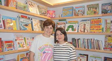 Ağaç ev çocuk kitapevi hizmetlerine devam ediyor