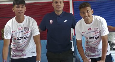 Altınordu, iki gencini profesyonel yaptı