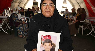 Annelerin umutlu bekleyişi bin 472 gündür devam ediyor