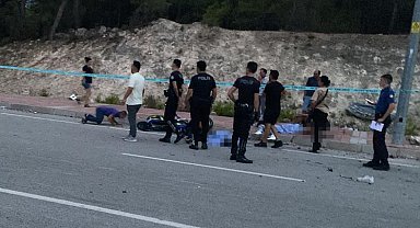 Antalya'da motosiklet faciası: 2 genç kız hayatını kaybetti