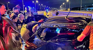Arnavutköy'de TIR ile otomobilin karıştığı kazada biri bebek 4 kişi yaralandı