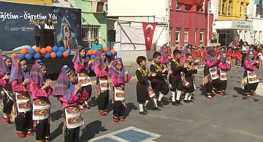 Arnavutköy'de yeni eğitim - öğretim dönemi çalınan zille başladı