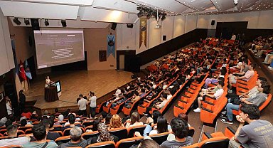 AÜ Tıp Fakültesi'nde yeni müfredat ile yeni dönem