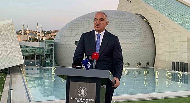Bakan Ersoy, Tamer Karadağlı ve Tan Sağtürk ile bir araya geldi