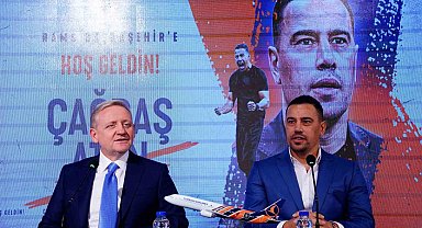 Başakşehir, Teknik Direktör Çağdaş Atan ile 2+1 yıllık sözleşme imzaladı