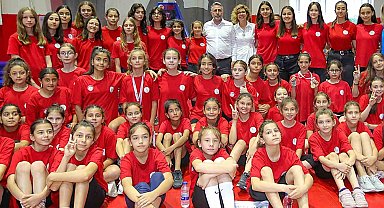 Bayraklı'da 4 yılda 42 bin 500 kişi sporla buluştu