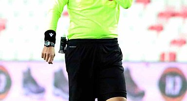 Beşiktaş - Sivasspor maçının VAR hakemi Serkan Tokat oldu