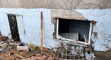 Bir kişinin hayatını kaybettiği sokakta hava aydınlanınca acı tablo ortaya çıktı