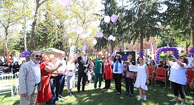 Bölgenin en modern Alzheimer merkezinde farkındalık etkinliği