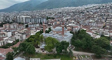Bu caminin içine sinek giremiyor