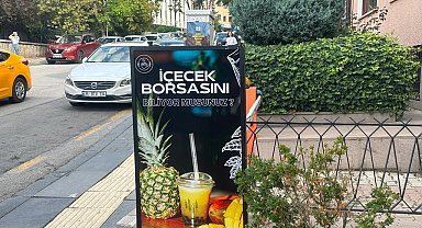 Bu kafede fiyatları gelen müşteriler belirliyor