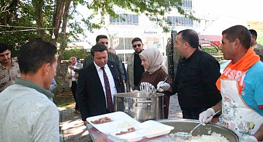 Bulanık Kaymakamı Oğuzhan Ocak Bulanık'ta Gaziler Onuruna Yemek