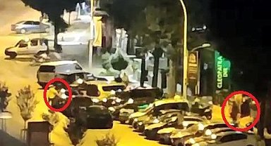 Bursa'da 1 kişinin öldüğü 3 kişinin yaralandığı kavga kamerada