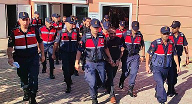 Bursa'da alacak-verecek kavgasında yeğenini öldüren dayı ile birlikte 2 kişi tutuklandı