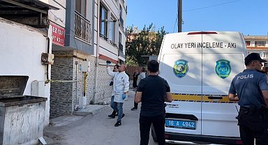 Bursa'da halasını öldürüp babaannesini yaralayan genç yakalandı