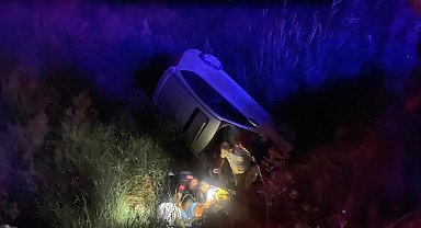 Bursa'da tarlaya uçan otomobilde can pazarı: 1 ölü 2 yaralı