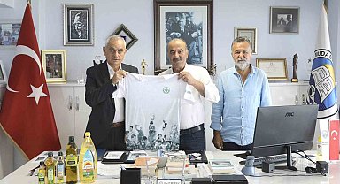 Bursaspor Başkanı Recep Günay, Mudanya Belediye Başkanı Hayri Türkyılmaz'ı ziyaret etti