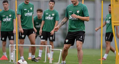 Bursaspor'da Beyoğlu Yeni Çarşı maçı hazırlıkları sürüyor