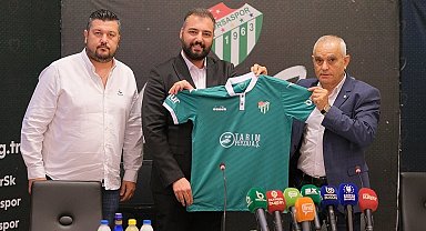 Bursaspor'un forma göğüs sponsoru Tarım ve Peyzaj A.Ş oldu