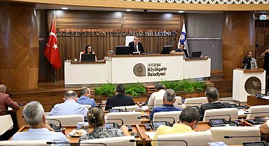 Büyükşehir'den ihtiyaç sahibi üniversite öğrencilerine aylık bin TL eğitim yardımı