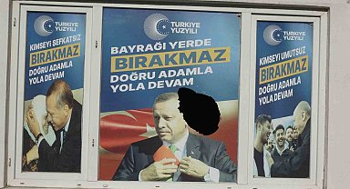 Çanakkale'de AK Parti'nin seçim irtibat ofisine taşlı saldırı