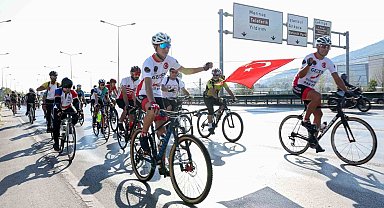 Cumhuriyet için Tophane'den Mudanya'ya pedal çevirdiler