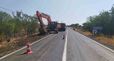 Çüngüş-Çermik arasında yol genişletme çalışması başladı
