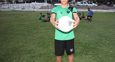 Denizlispor'un minik yıldızı aile büyüklerinin izinde ilerliyor