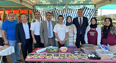Depremzede Osmaniye esnafı için tanıtım günleri İzmir'den başladı