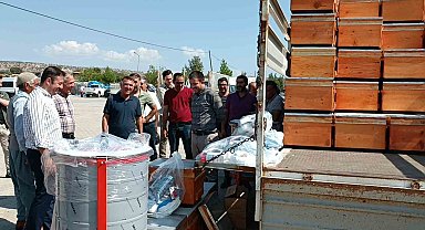 Dicle'de arı bağ ve meyve üreticilerine tarımsal makine desteği