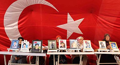 Diyarbakır anne ve babalarının evlat nöbeti 5'inci yılına giriyor